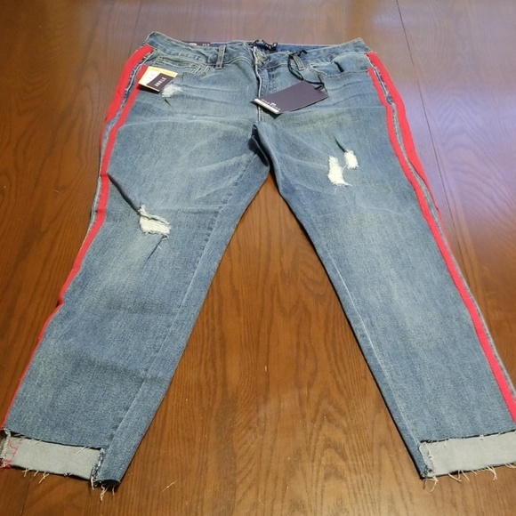 one 5 one Denim - One 5 one red stripe denim cut off Jean G312:5:519